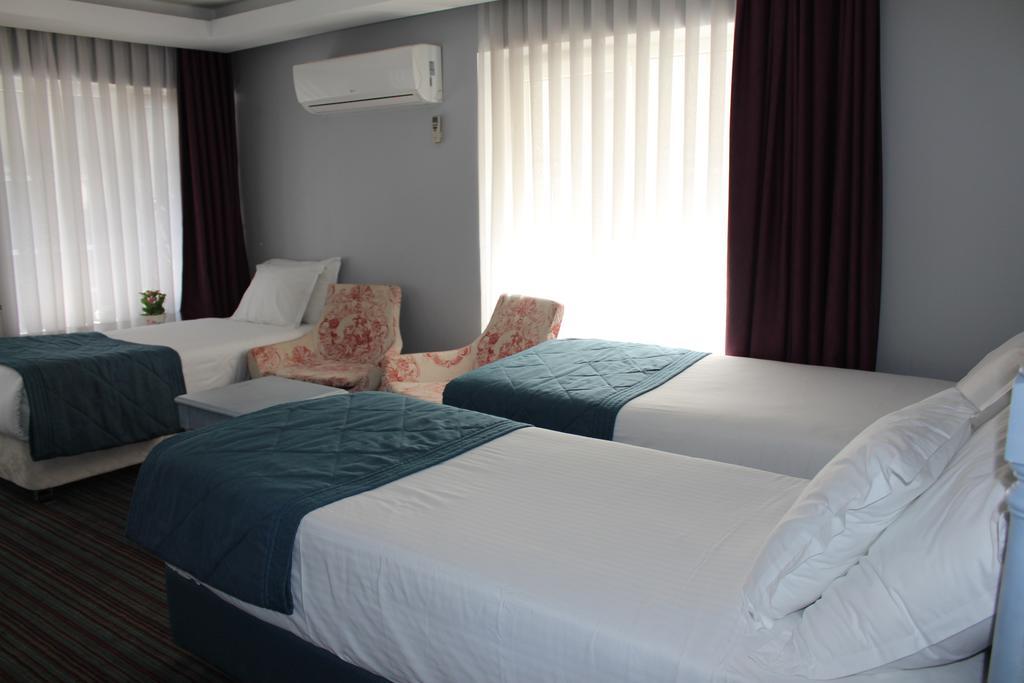 Taksim Santa Lucia Hotel Istanbul Værelse billede