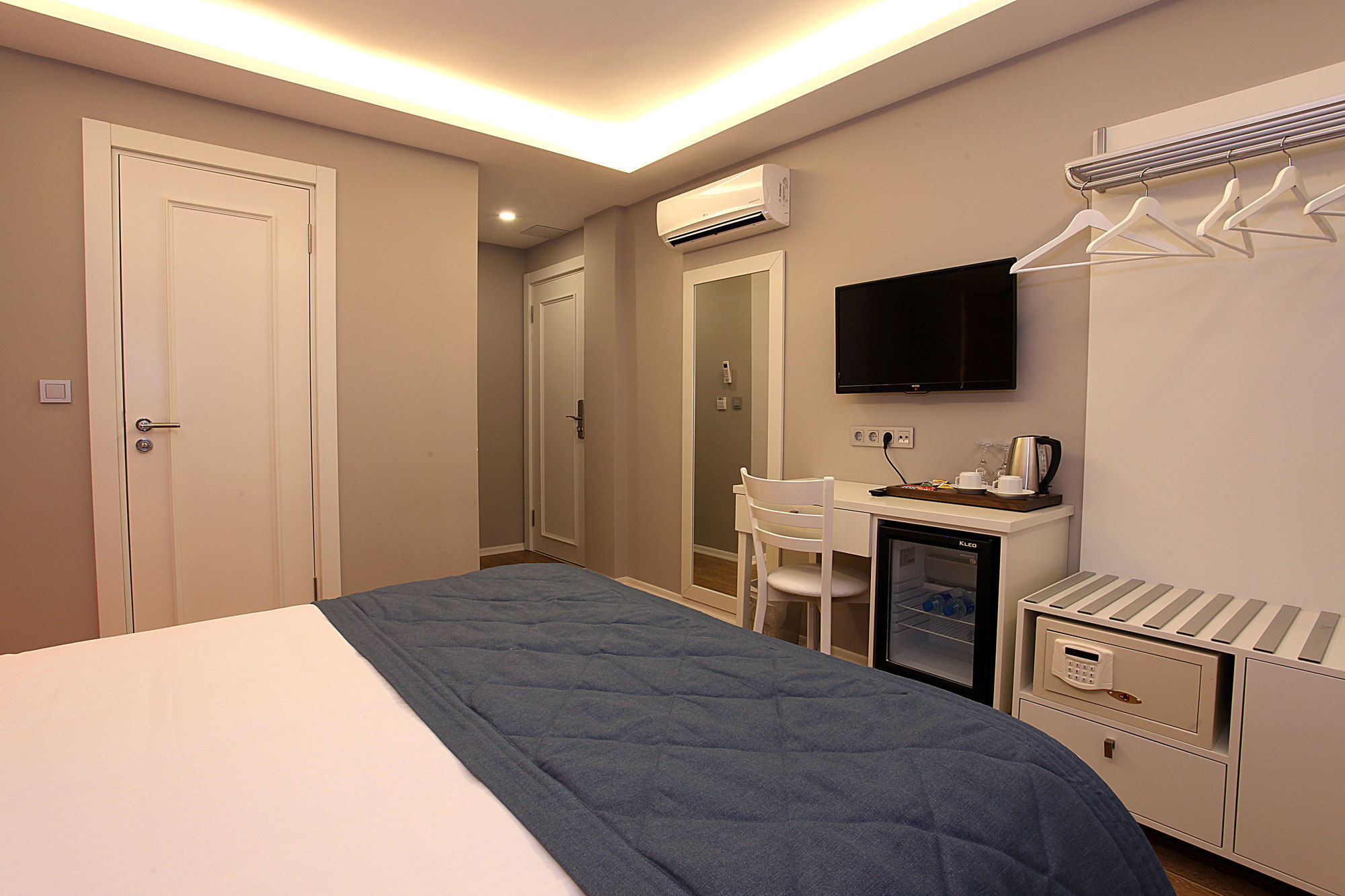 Taksim Santa Lucia Hotel Istanbul Eksteriør billede